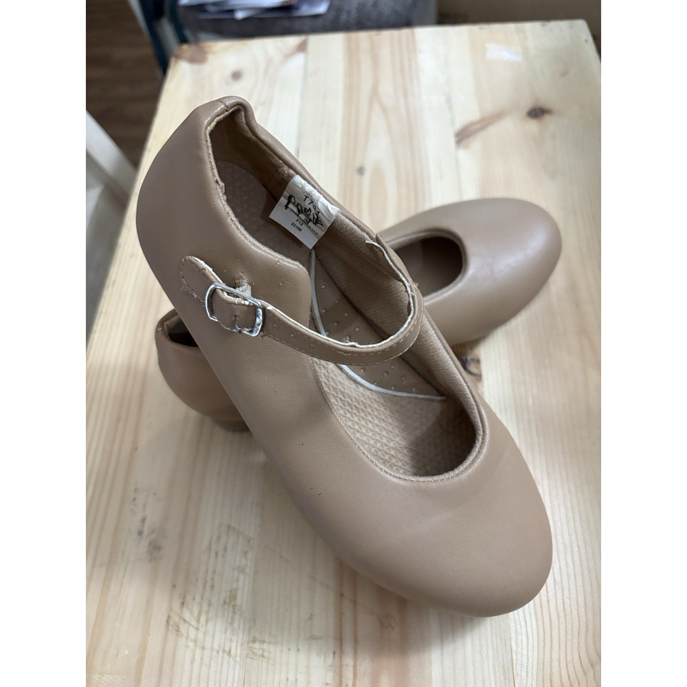 Dance Class Child's Tap Shoes 1.5